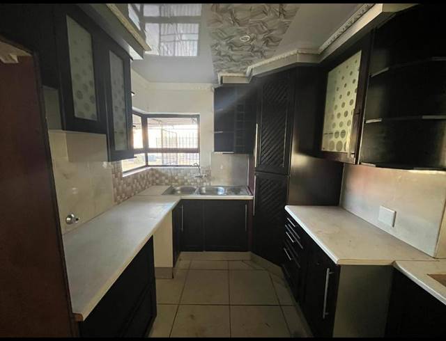 3 BEDROOM HOUSE FOR SALE IN RANDPOORT